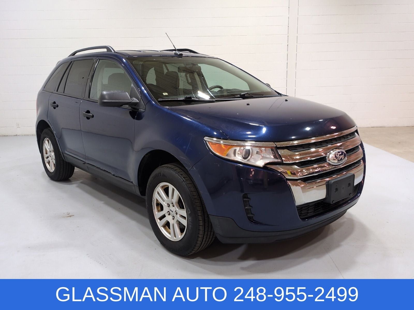 2012 Ford Edge SE in Dark Blue Pearl Metallic — front three-quarter view