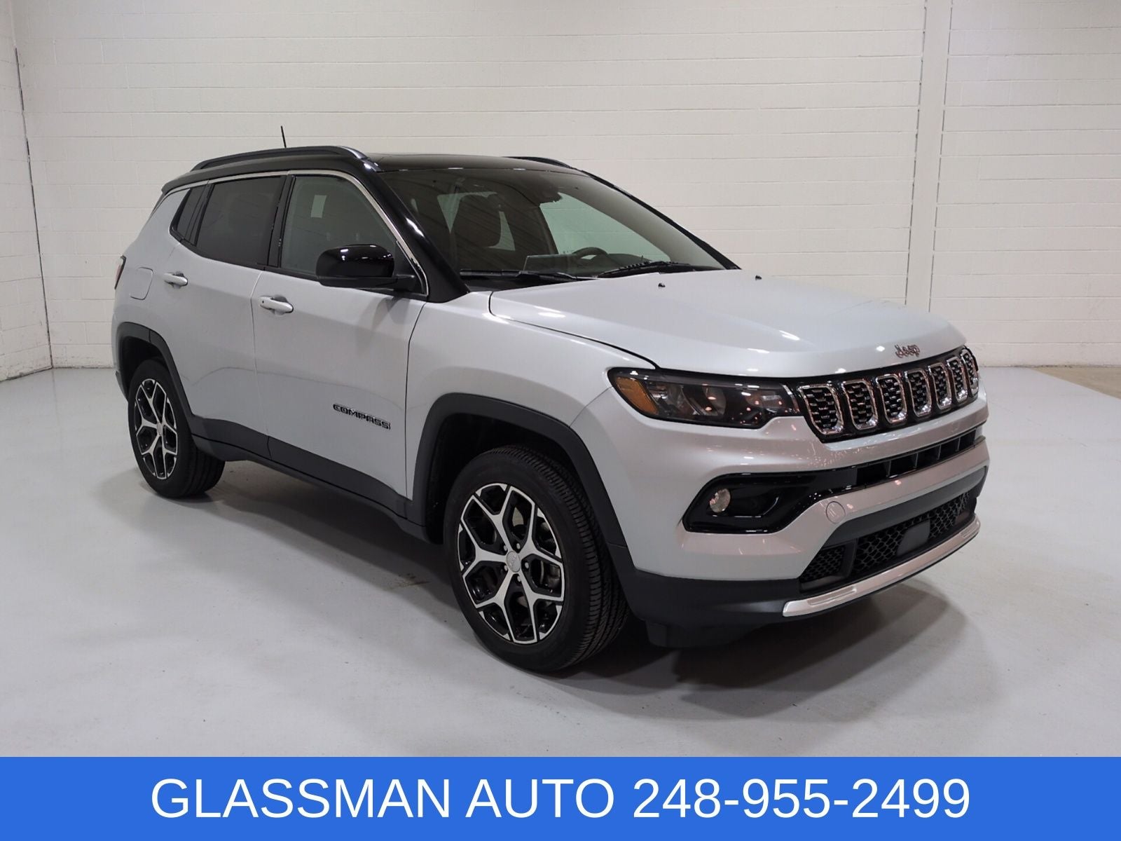 2024 Jeep Compass Limited in Silver Zynith Metallic Clearcoat — front three-quarter view