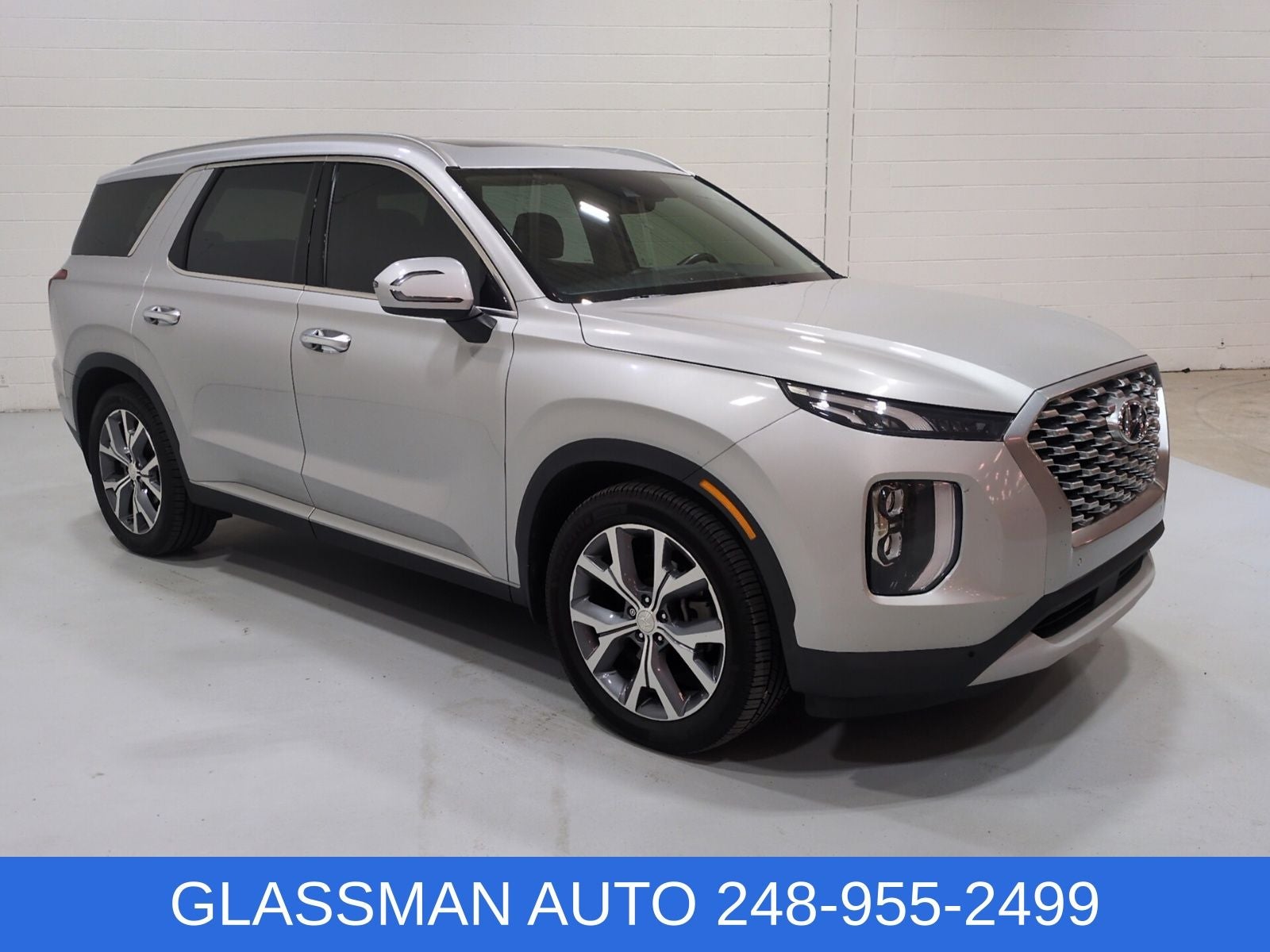 2021 Hyundai Palisade SEL in Typhoon Silver — front three-quarter view